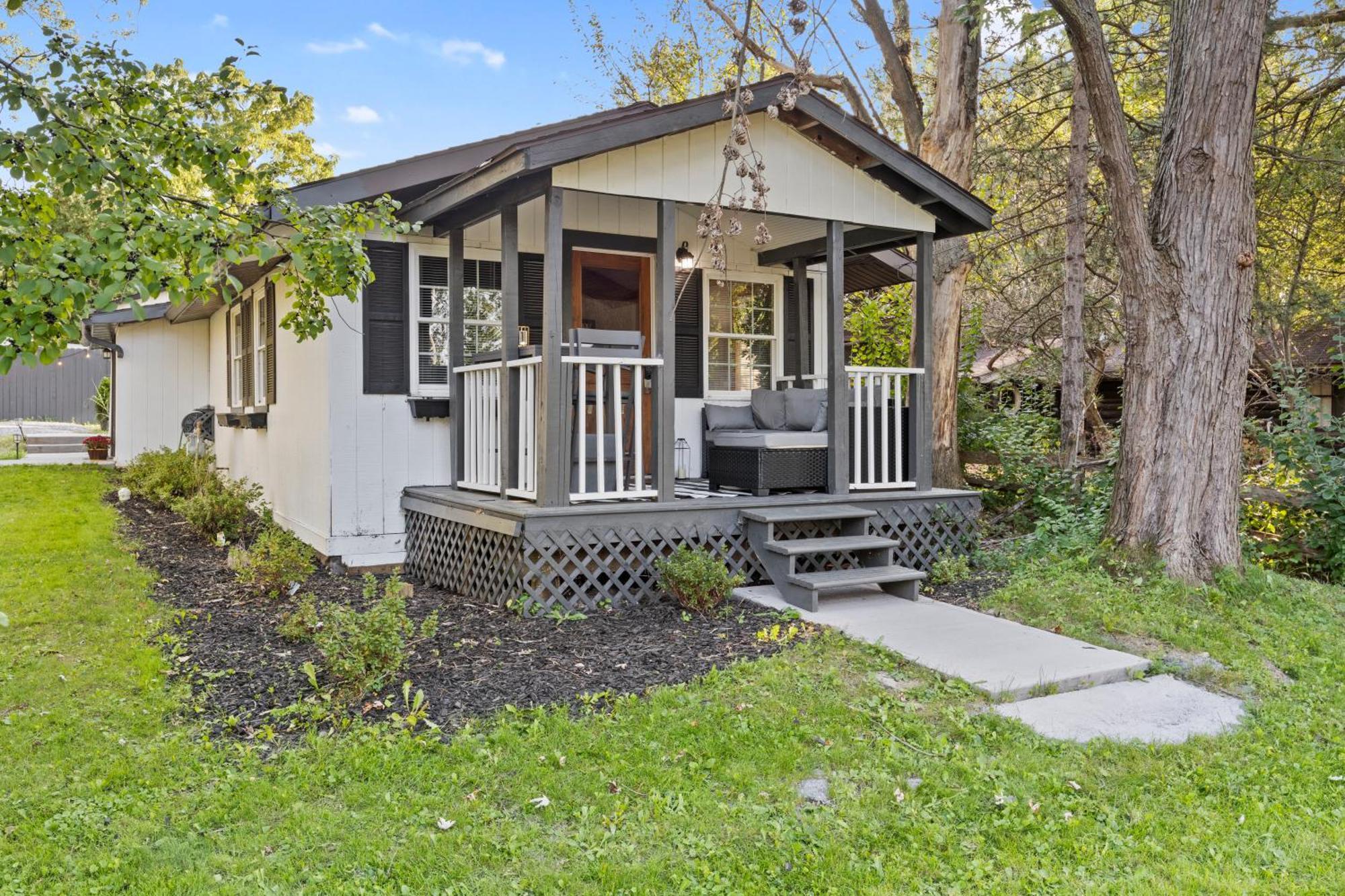 Cozy Home W/ King Bed & Lake Access Canandaigua Luaran gambar