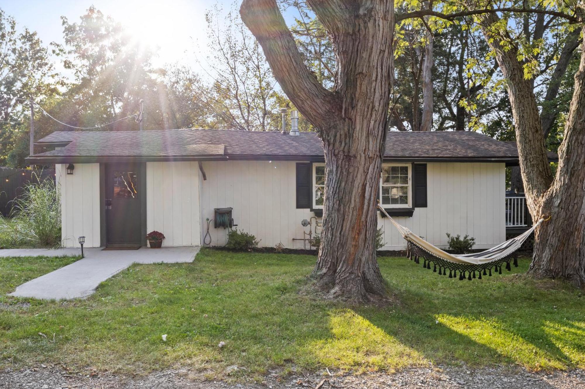 Cozy Home W/ King Bed & Lake Access Canandaigua Luaran gambar