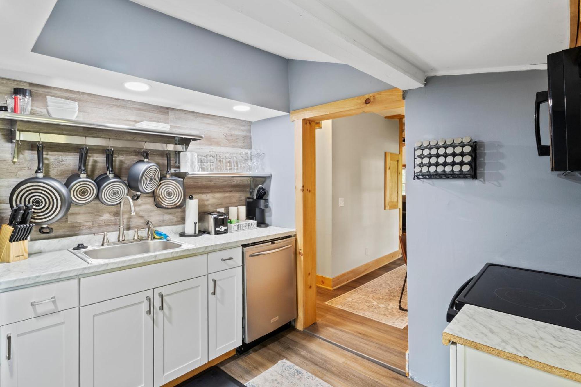 Cozy Home W/ King Bed & Lake Access Canandaigua Luaran gambar